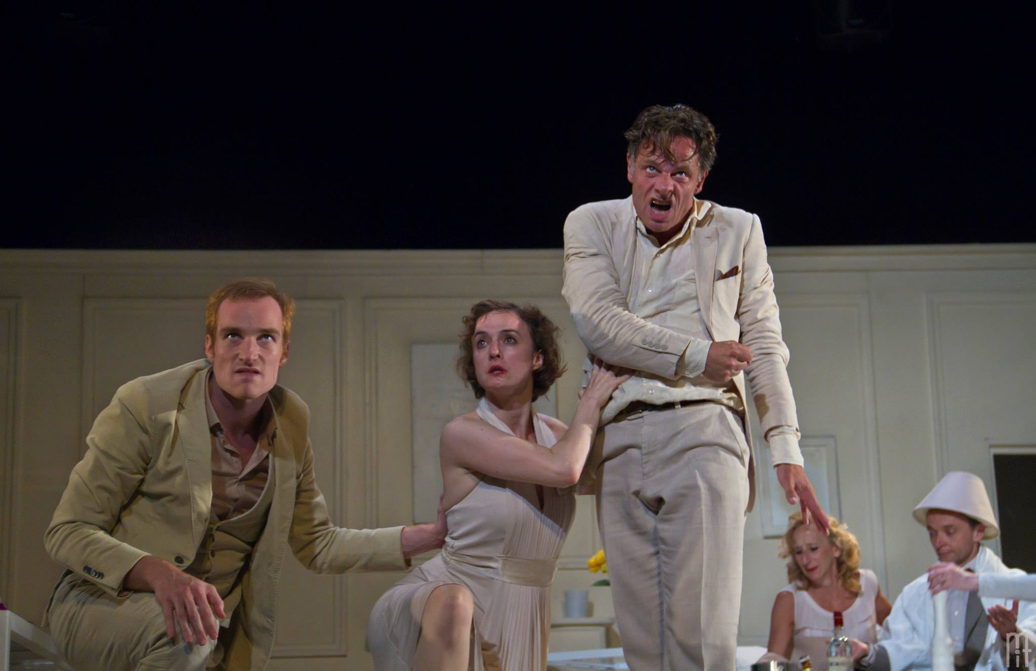 Ubu Roi | Natasha Lelenco