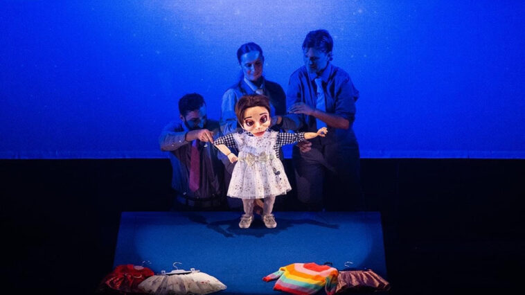 Cris, pequeña valiente de El Espejo Negro