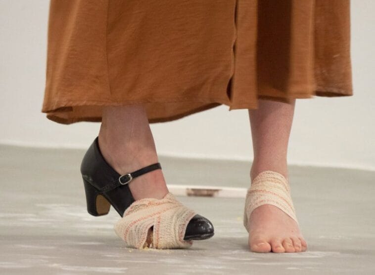 Performance María Roja Ciclo Mexer