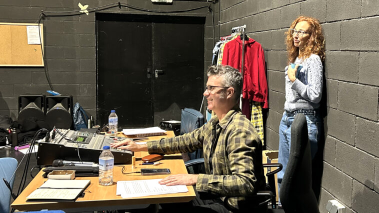 María Torres e Gonçalo Guerreiro dirixen Un hotel de primeira sobre o río de Xohana Torres