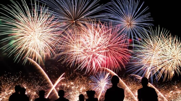 photo 1567351344506 b2e8a94e273b |