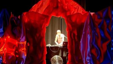 'ReVolta' da Cía. Juanito y Filomena. Foto: Vigo Cultura.