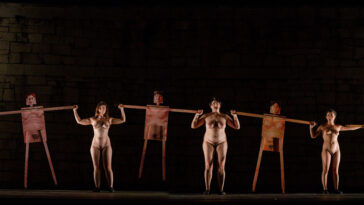 'Aquellas que no deben morir' de Las Huecas. Imaxe de Álex Sobrino @alxsobrino.