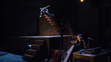 'Minuit' de Yoann Bourgeois Art Company. Foto: Géraldine Aresteanu.