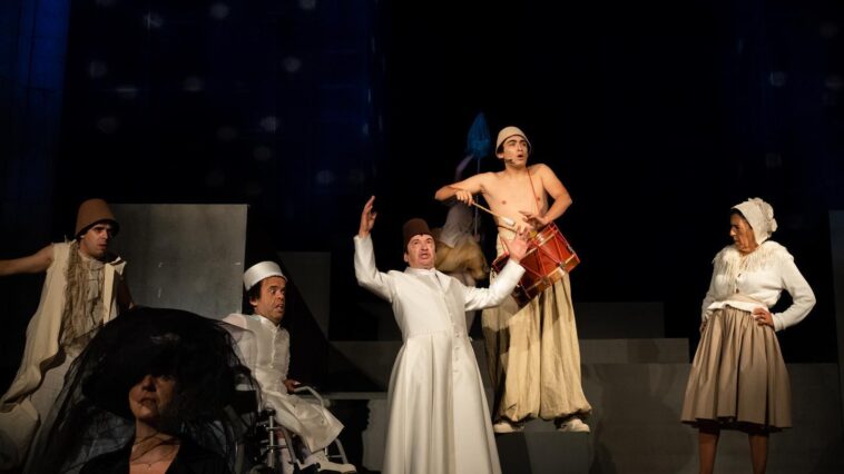 'Os Gigantes da Montanha' de Luigi Pirandello, por António Pires. Teatro do Bairro. Ar de Filmes. Lisboa. Foto: Jaime Freitas.