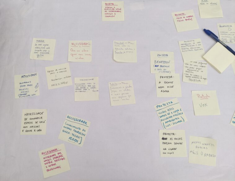 "Encontro de artistas LGBT+". Imaxe de Alberte Bello.