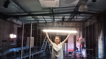 'O Público e a Multidão' de Joclécio Azevedo