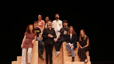 20240411 Presentación Un momento precioso Elefante Elegante red