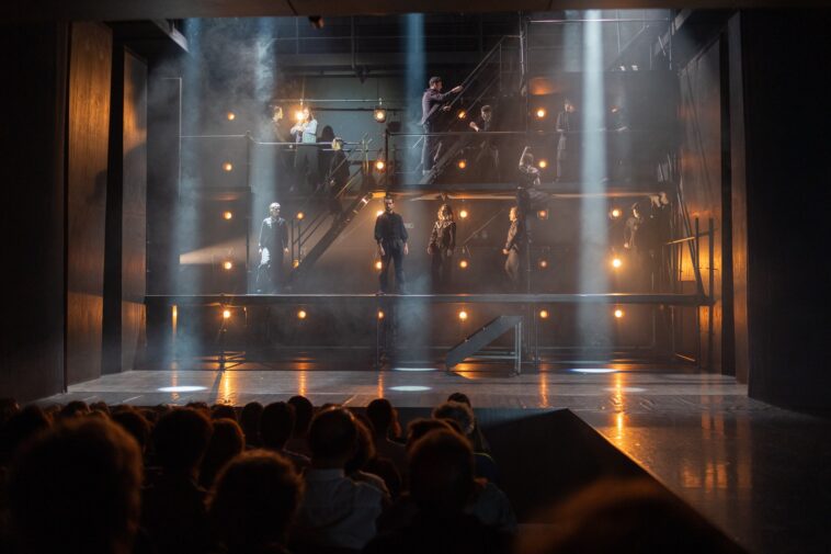 Os actos e as profecías, Centro Dramático Galego. Sabela Souto | Xoán Crespo.