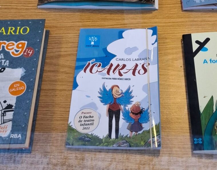 Portada Ícaras escaparate libraría