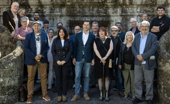 Participantes nas Segundas Xornadas da Academia Galega de Teatro en Mariñán