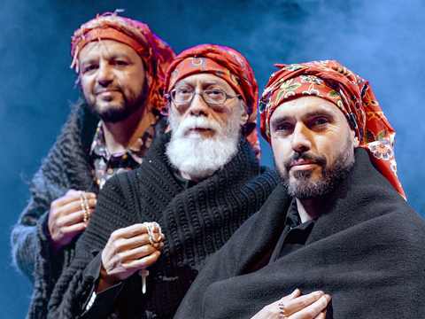 Tres vellas na romaría