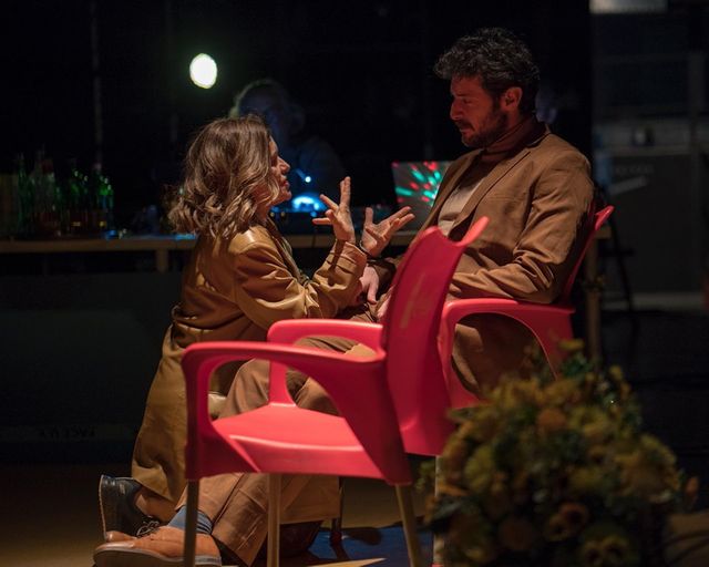 Cancións amarelas flores tristes Manekineko Teatro