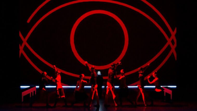 'RELATIVE CALM'. Foto: Lucie Jansch.