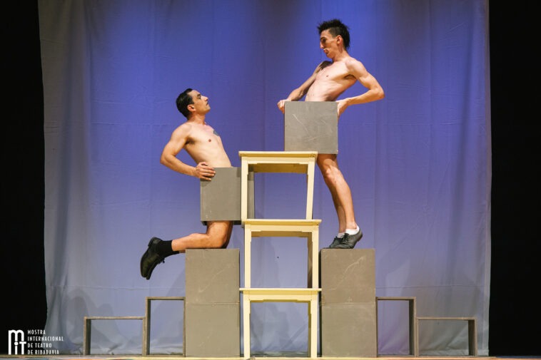 Othelo (termina mal), de Buendia Theatre. Imaxe de Rosinha Rojo para a MIT de Ribadavia.