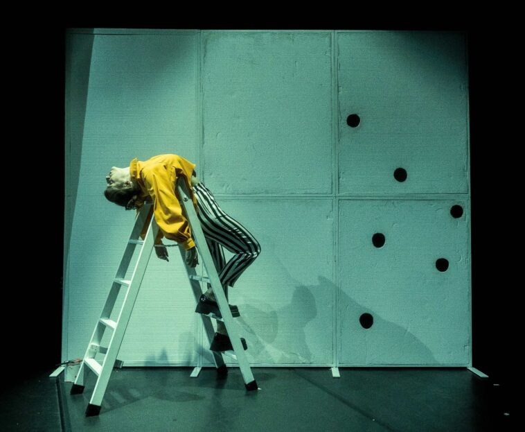 Alicia Wants, de Bengala Teatro