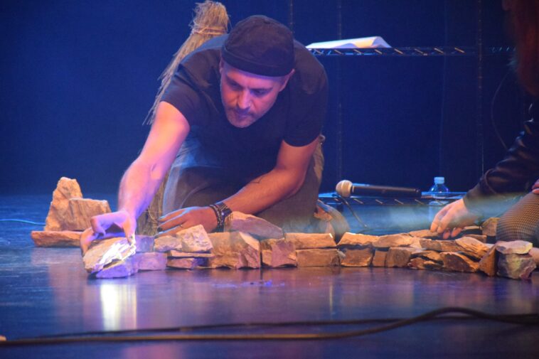 'Do reino (e) dos amores proscritos'. (Auditorio Municipal de Ribeira, 16/10/2025). Foto: Afonso Becerra.