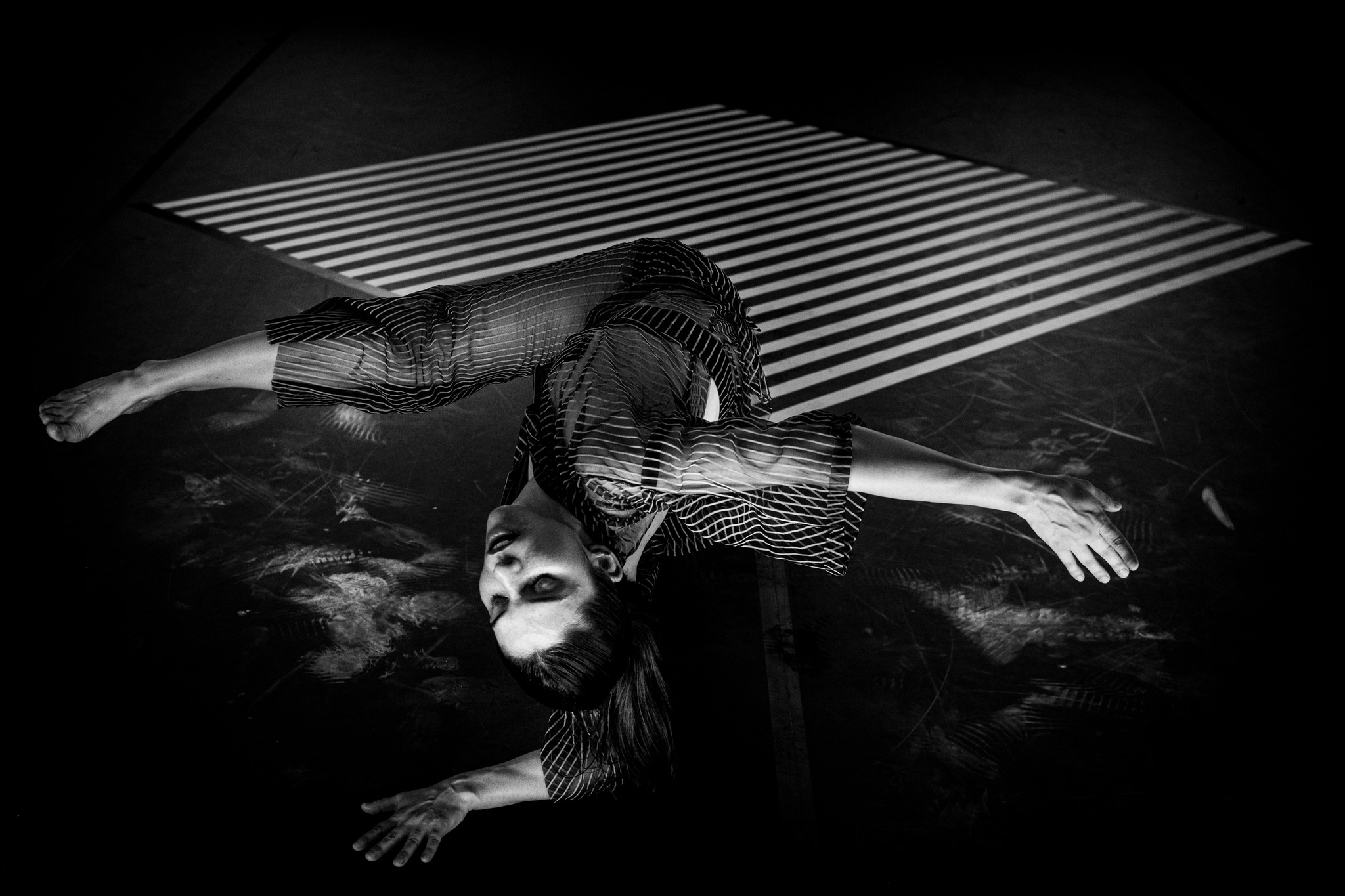 'Fuga para o Tempo Presente – O Leve Poder da Lua Apenas Queima os Olhos' da Nuisis Zobop. Foto de Leonel Castro.