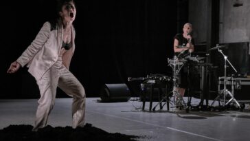 'Mercedes máis eu' de Janet Novás e Mercedes Peón. Foto: Antonio Urquijo.