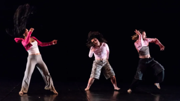 'Velaiquich Amoorch' do Colectivo D'elas no 39 Certamen Coreográfico de Madrid 2025. Foto de J.C. Arévalo.