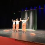 Derradeira función de A Panadaría en Tui con 'As que limpan'. Foto: Roberto Pascual.