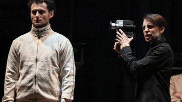 Santiago Cuquejo e Leonor Sangabriel en 'RIAZOR OSTIA'.