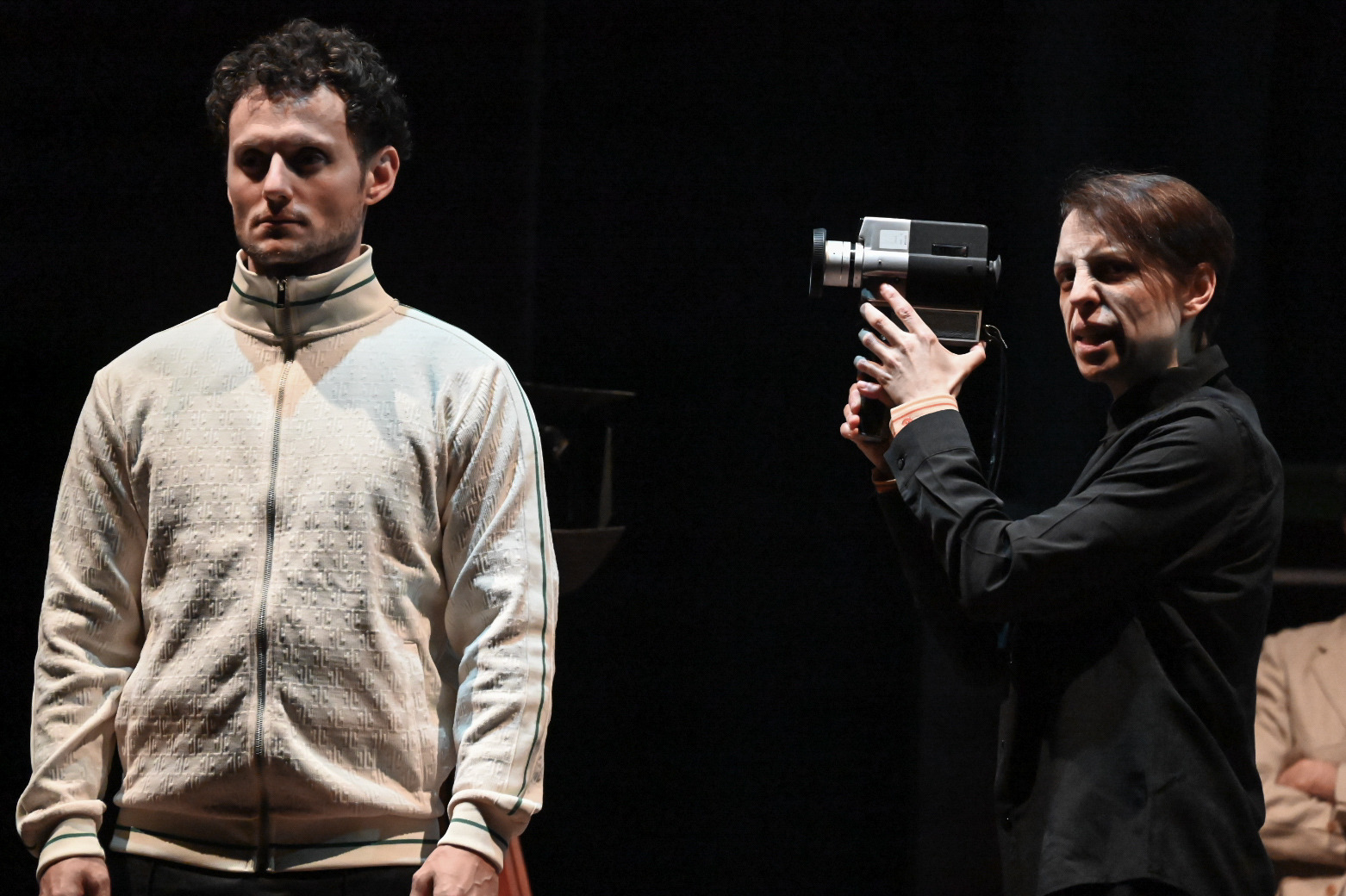 Santiago Cuquejo e Leonor Sangabriel en 'RIAZOR OSTIA'.