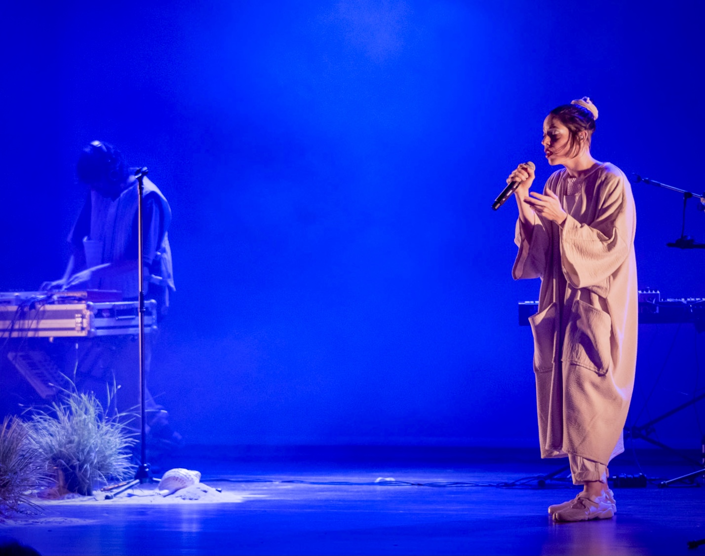 BFlecha, unha das artistas seleccionadas nas Residencias Paraíso 2026. Fonte: Residencias Paraíso.