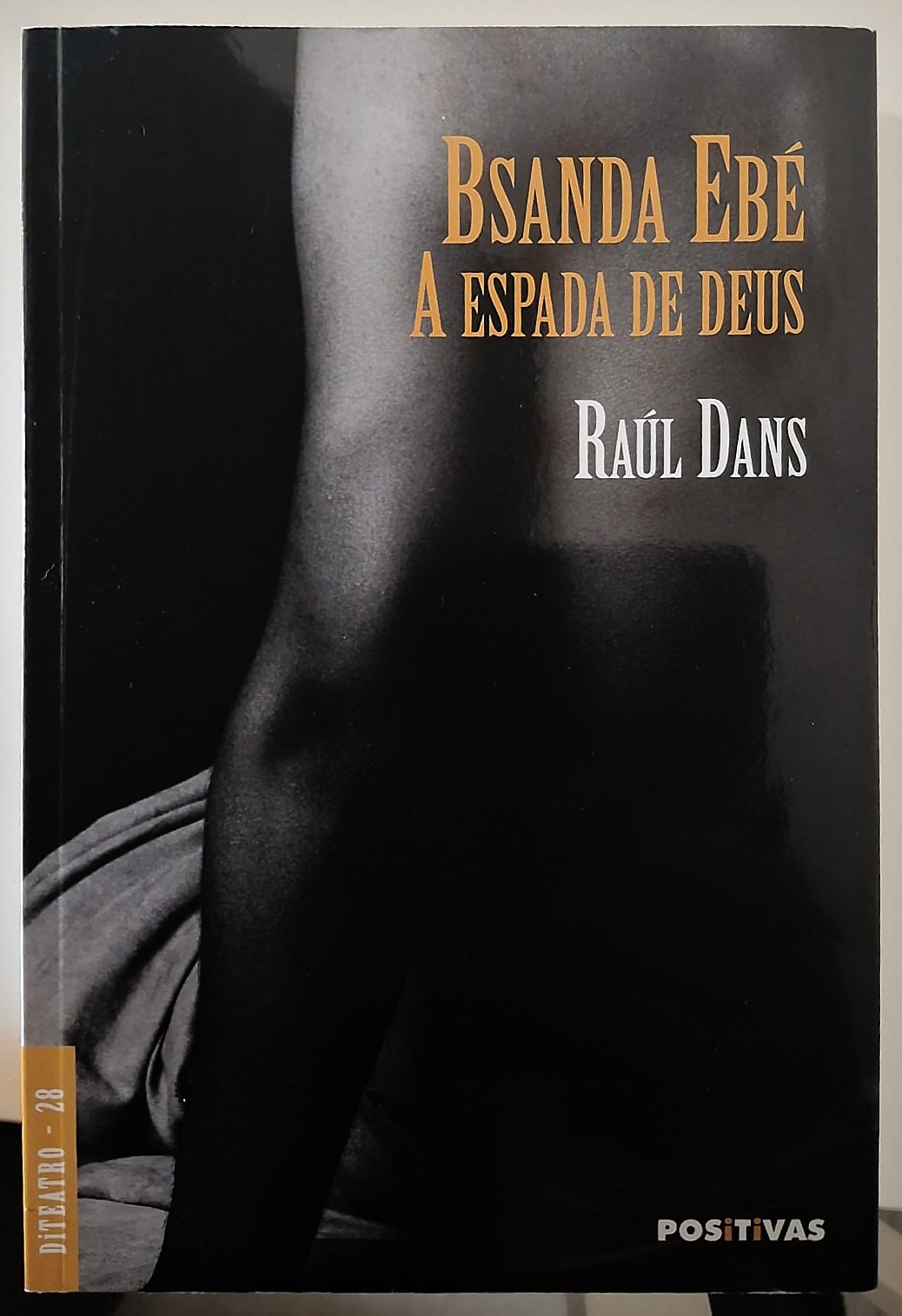 Portada do libro BSANDA EBÉ, A ESPADA DE DEUS