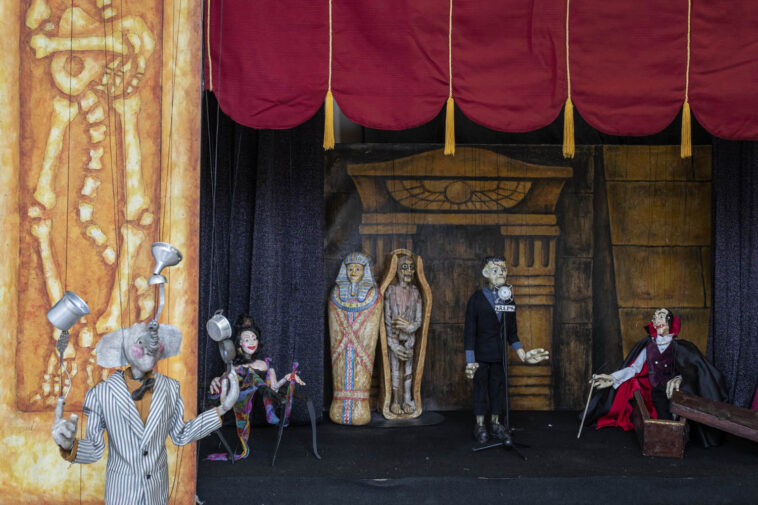 Exposición no Titiriberia dedicada ao traballo de Tanxarina