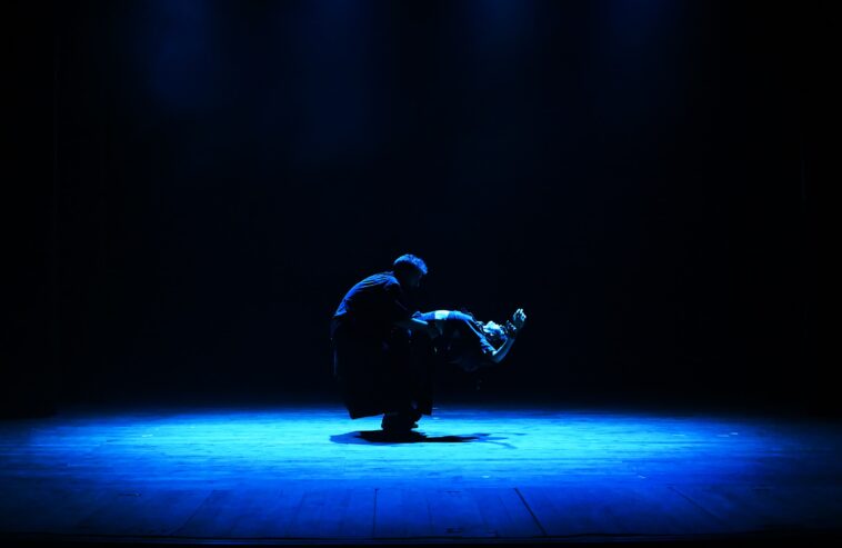 Colectivo Glovo no Dance Bridges Festival. Fotos de Arunangsho Chatterjee e Supreeta Singh PR.